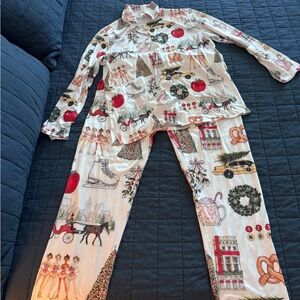 Women's New York Holiday Print Pajama Set